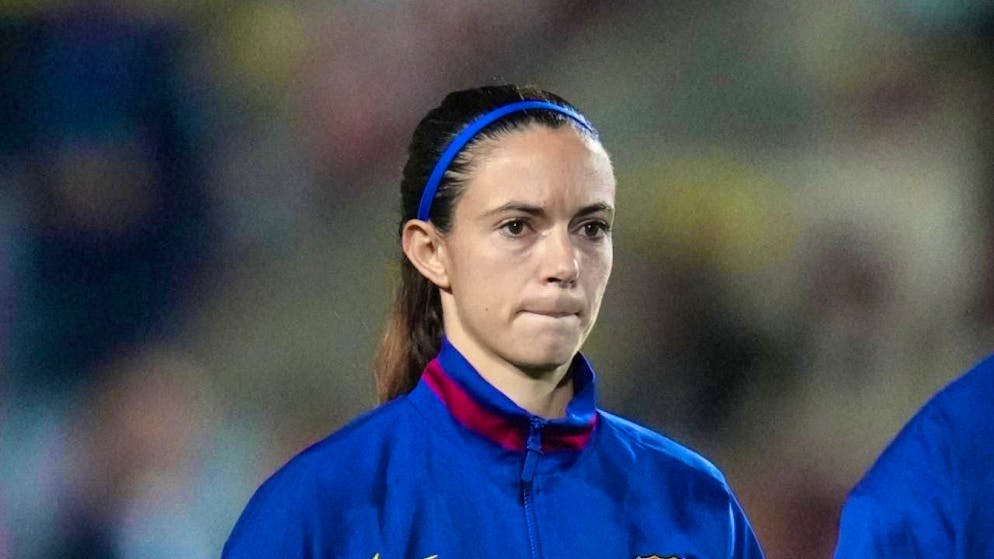 Aitana Bonmati is out with a fractured fibula