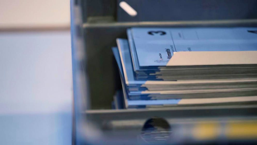 Die Gemeinde Balsthal SO findet am Tag nach der Abstimmung noch 138 Abstimmungscouverts in einem Briefkasten. (Symbolbild)