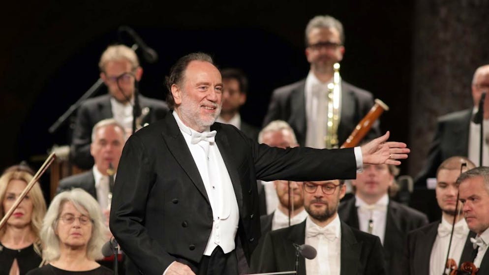 Der italienische Dirigent Riccardo Chailly bleibt dem Lucerne Festival bis mindestens Ende 2028 erhalten. Bis dahin wurde sein Vertrag verlängert. Zu seinen Aufgaben als Chefdirigent gehört, dass er im Frühling und Sommer das Festival eröffnet. (Archivbild)