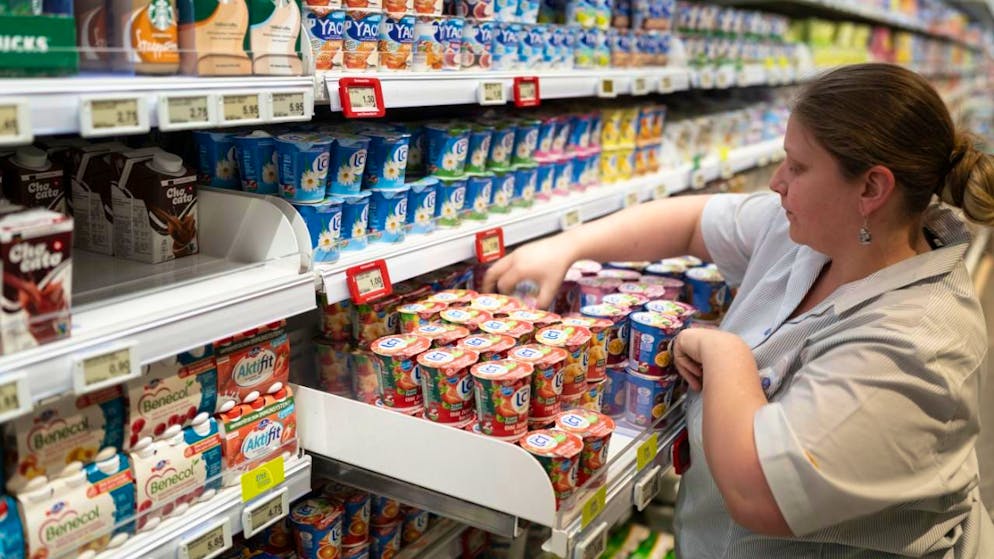 Im Oktober machte der Schweizer Detailhandel etwas mehr Umsatz mit Nahrungsmitteln. (Archivbild)