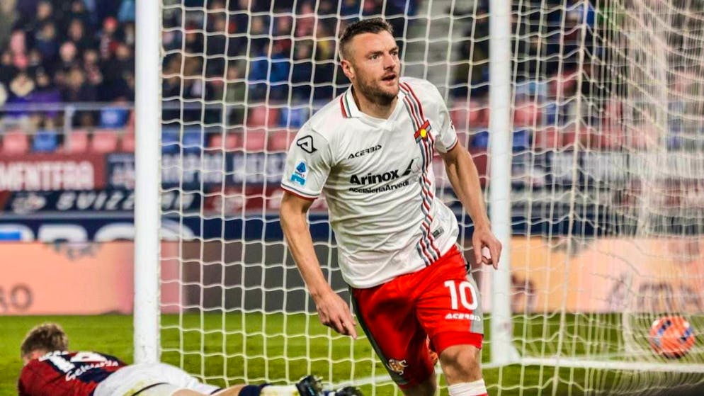 Jamie Vardy scored twice for Cremonese in Bologna