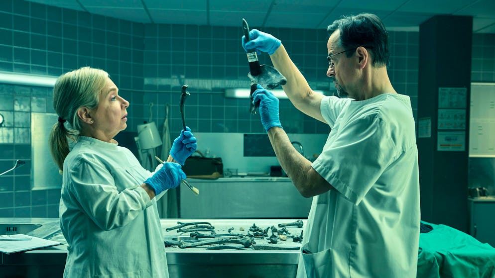 So lief der Abschied der Münsteraner Staatsanwältin Klemm. Um herauszufinden, wer nun wirklich das Fahrrad erfunden hat, exhumierten Silke Haller (ChrisTine Urspruch) und Professor Boerne (Jan Josef Liefers) eine Leiche.