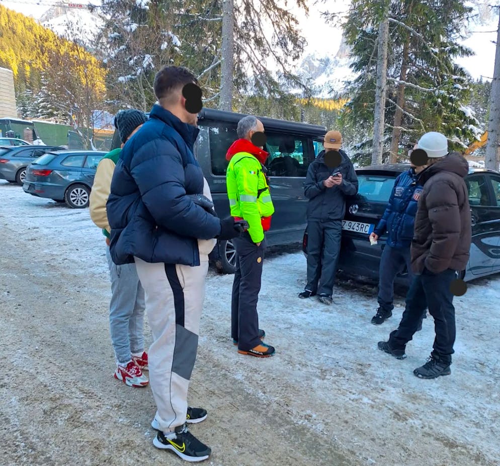 Die Wanderer waren mit ungenügendem Schuhwerk unterwegs.