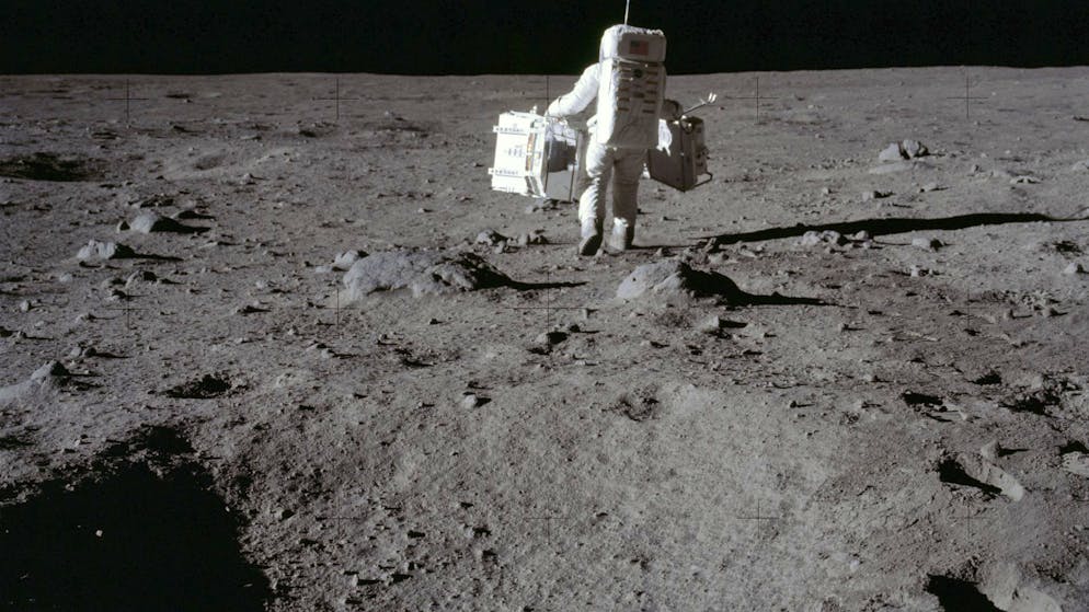 Wettrennen um Vorherrschaft im All. Sind nächstes Jahr erstmals wieder Menschen am Mond?