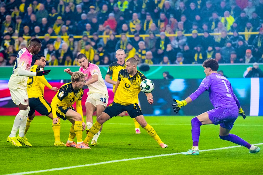 Kobel is powerless to stop the goal.