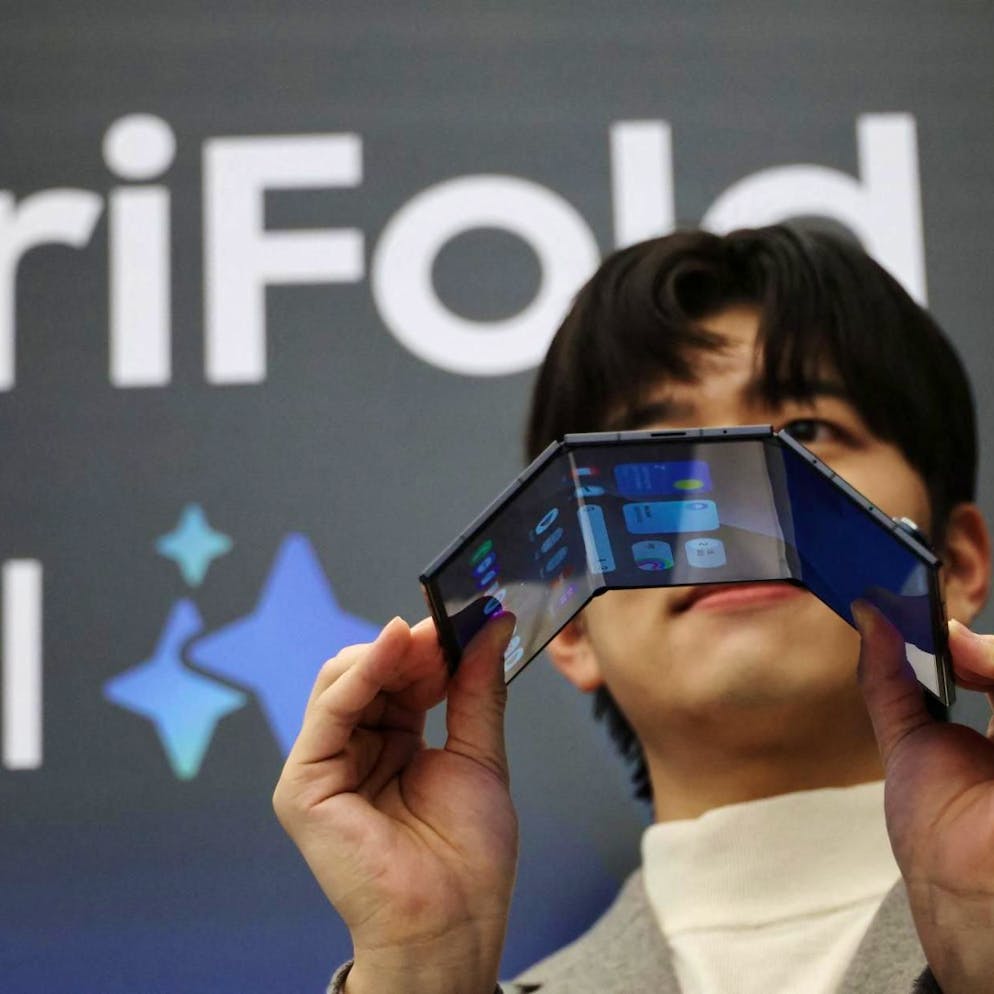 TriFold vorgestellt. Samsung zeigt verrücktes Handy – es hat seinen Preis