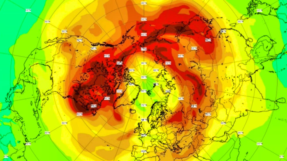 The ozone hole in 2006. Researchers believe that it could be back to 1980 levels by 2040. (archive image)