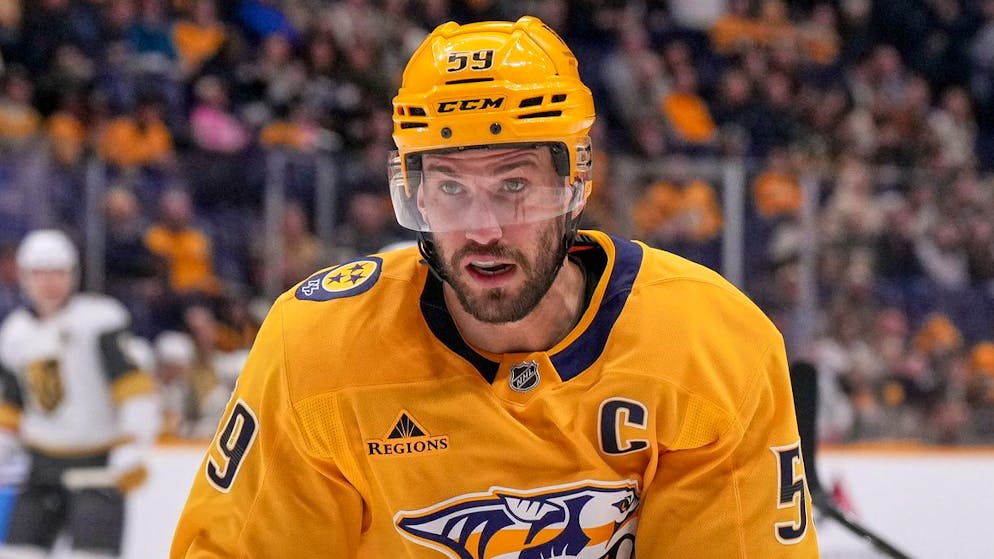 Un equilibrio difficile. POTS, frattura e rischio demenza: i segnali che preoccupano il futuro di Roman Josi