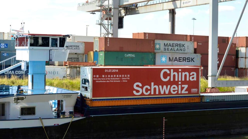 Die Schweizer Wirtschaft bleibt 2026 auf moderatem Wachstumskurs. Laut Prognose der Raiffeisen-Ökonomen wird das Bruttoinlandprodukt (BIP) im kommenden Jahr um 1,0 Prozent zulegen. (Archivbild)