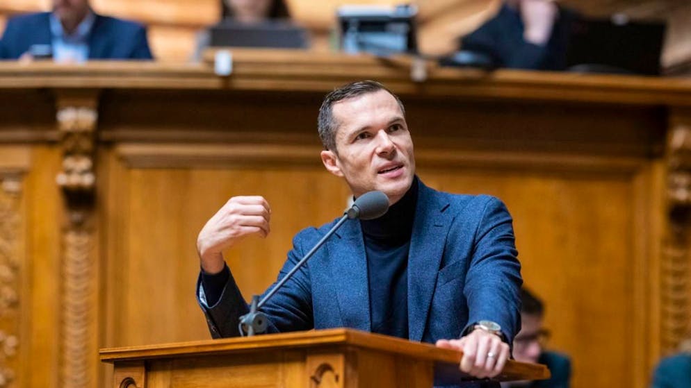 La gauche, ici Jean Tschopp (PS/VD), est montée au créneau pour dénoncer les assouplissements de la loi sur le matériel de guerre.