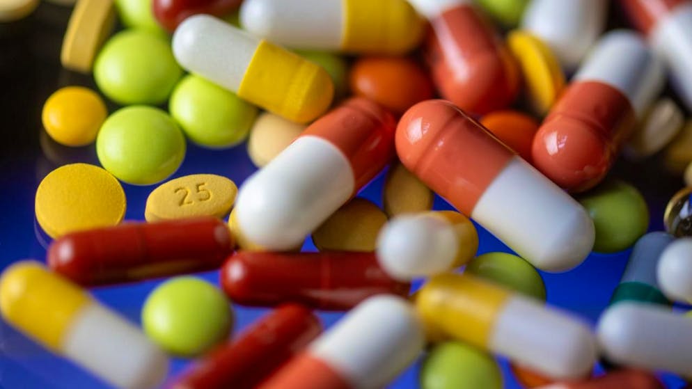 Negli ultimi dieci anni, i prezzi dei nuovi medicamenti sono quasi raddoppiati (foto simbolica).