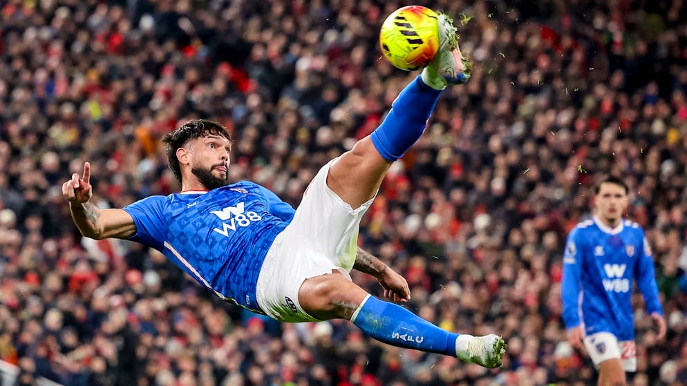 Promoted team continues to amaze. Xhaka also scores with Sunderland away at Liverpool