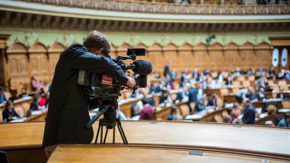 Secondo il disegno di legge, la concessione SSR deve includere obbligatoriamente condizioni per la collaborazione con l'industria audiovisiva indipendente operante in Svizzera