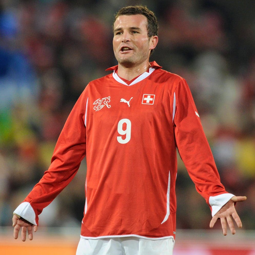 Bildnummer: 06090658  Datum: 25.06.2010  Copyright: imago/Sven Simon
Alexander FREI, SUI, halbe Figur, Halbfigur, Enttaeuschung, Frust, enttaeuscht, frustriert, niedergeschlagen, nach dem Ausscheiden - Schweiz (SUI) vs. Honduras (HON) 0:0, Vorrunde, Gruppe H, Fifa World Cup 2010 am 25.06.2010; Bloemfontein Mangaung Herren Fussball WM Nationalteam Länderspiel Einzelbild Aktion vdig xmk 2010 quer 

Image number 06090658 date 25 06 2010 Copyright imago Sven Simon Alexander free SUI Halbe Figure  Disappointment Frustration DISAPPOINTED frustrated depressed After the eliminated Switzerland SUI vs Honduras Hon 0 0 Fight Group H FIFA World Cup 2010 at 25 06 2010 Bloemfontein Mangaung men Football World Cup National team international match Single Action shot Vdig xmk 2010 horizontal  