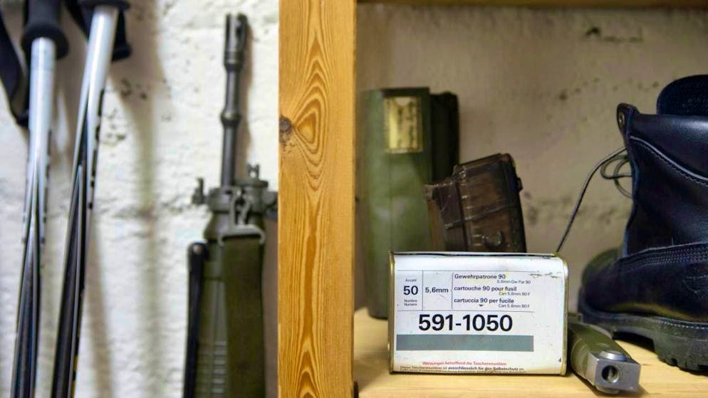 A pack of pocket ammunition in a cellar compartment. The Council of States has refused to give this pack of ammunition back to members of the armed forces. (Archive image)
