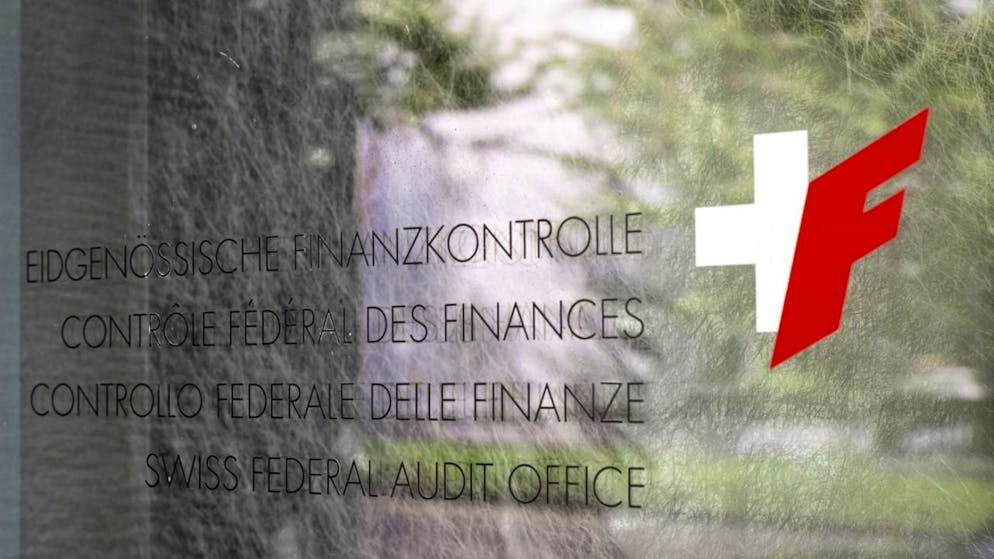 Die Oberaufsicht über die kantonalen Finanzkontrollen ist laut dem Bund zu wenig strikt. (Symbolbild)