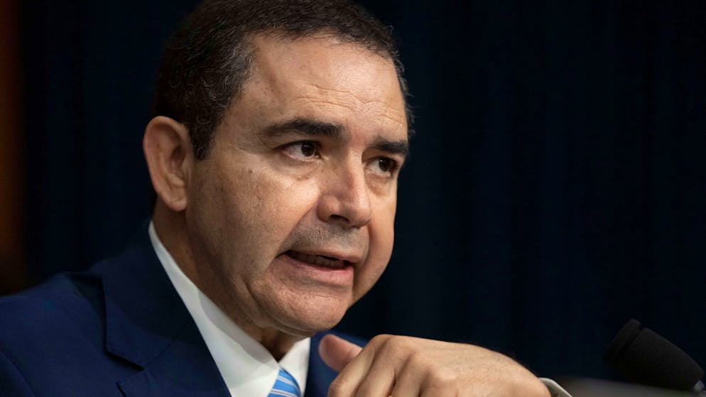 US-Präsident Donald Trump hat den demokratischen Abgeordneten Henry Cuellar aus Texas begnadigt. (Archivbild)