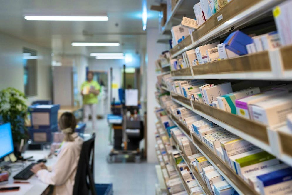 The drug delorazepam is not licensed in Switzerland.