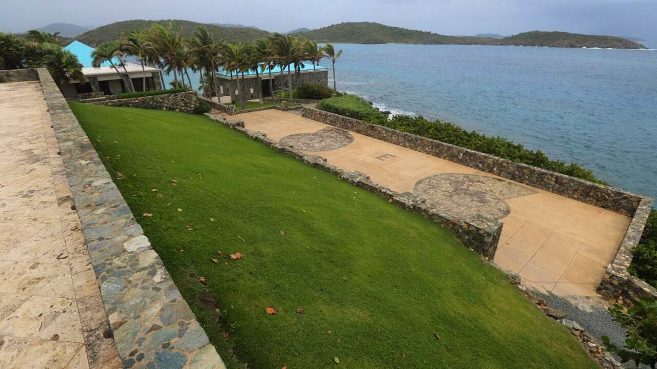 USA. New pictures show the interior of Epstein's private island