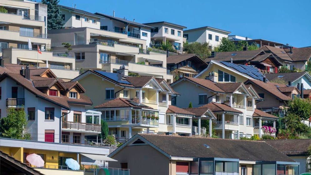 Die Zentralschweiz verzeichnete einen besonders starken Preisanstieg beim Wohneigentum: Einfamilienhäuser und Mehrfamilienhäuser im Kanton Luzern. (Symbolbild)