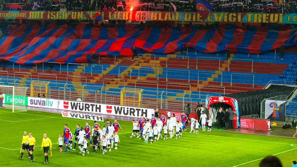 FC Basel will play its cup match against Grand-Saconnex at the St. Jakobpark Stadium in Basel.