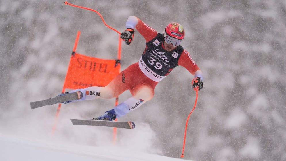 Lors du 2e entraînement en vue de la descente de Beaver Creek, Arnaud Boisset s'est élancé dans des conditions dantesques.