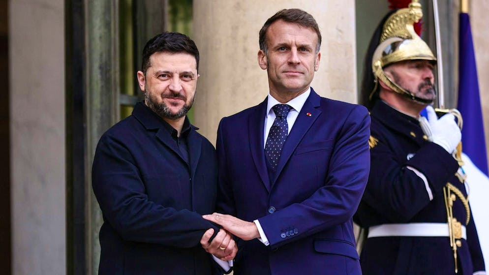 Lundi à Paris, Volodymyr Selenskyj (à gauche) et Emmanuel Macron ont fait preuve d'unité.