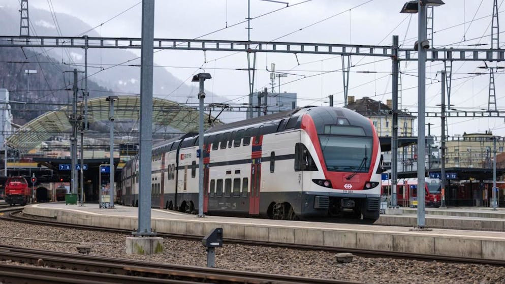 Cambio d'orario. Più collegamenti con treni e bus nei Grigioni dal 14 dicembre