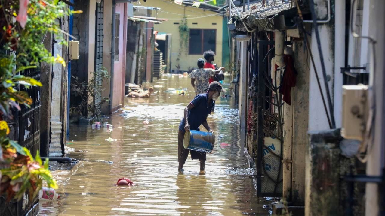 Foreign aid. Switzerland sends storm rescue team to Sri Lanka