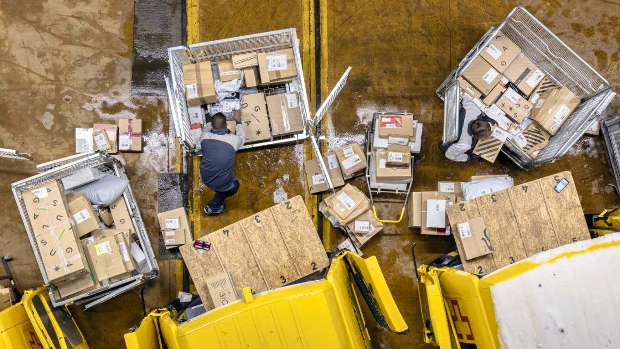 Kurierdienst. Post stellt rund um den Black Friday einen neuen Paketrekord auf