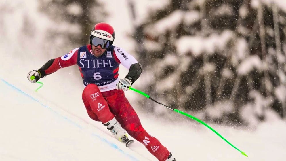 Vincent Kriechmayr is in the lead after 30 racers in the super-G in Beaver Creek