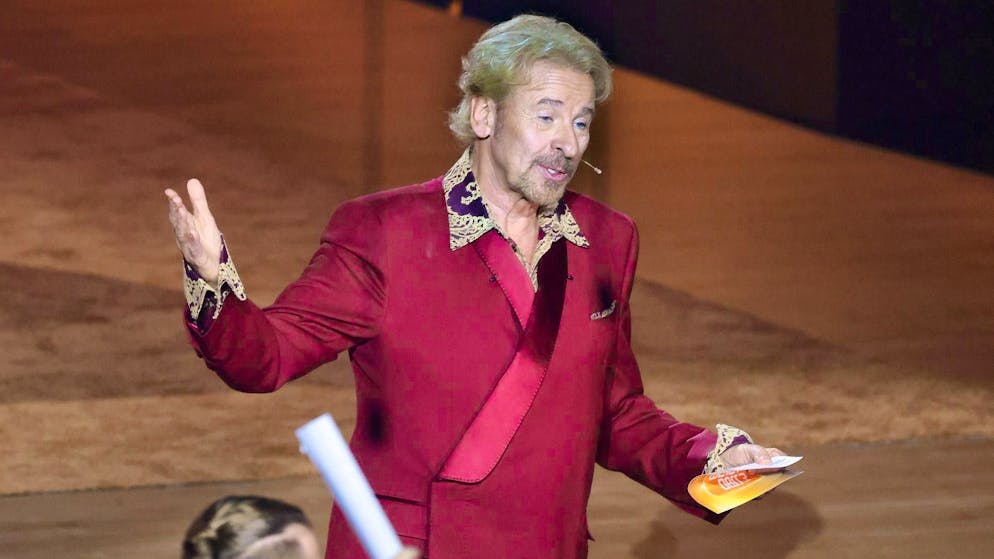 Gottschalk wants to celebrate stage farewell despite cancer diagnosis - Gallery. Following discussions about his recent appearances, Thomas Gottschalk made his cancer public. (archive picture)