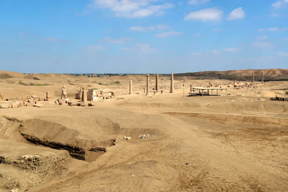 Psusennes_Tanis. Dieses Foto, aufgenommen am 12. Oktober 2024, zeigt die Ruinen von Tanis im nordöstlichen Nildelta Ägyptens.