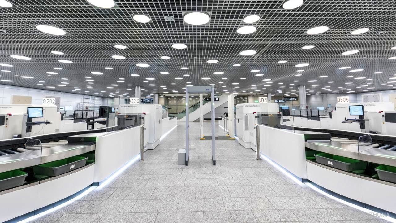 Aviazione e controlli. Aeroporto Zurigo: da lunedì nuovi scanner, controlli più rapidi