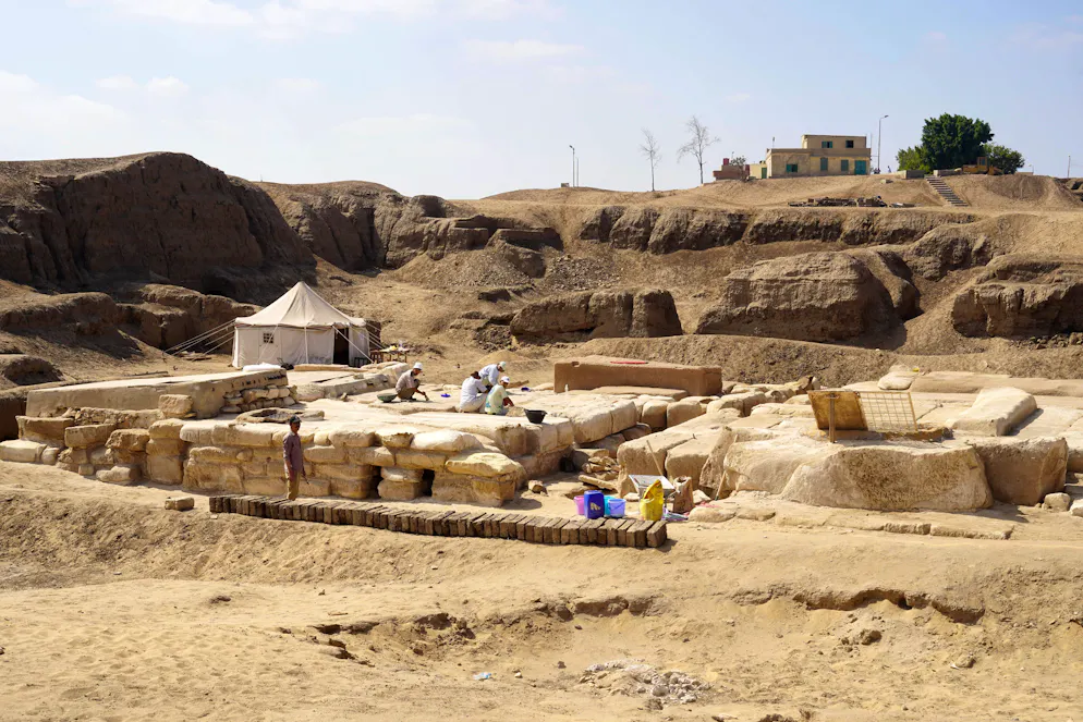 Psusennes_Tanis. Eine aktuelle Aufnahme aus Tanis im Nildelta aus dem Jahr 2024: Auch heute noch ist die Pharaonenstadt einer der wichtigsten Fundorte des Landes, an dem nach wie vor ausgegraben wird.