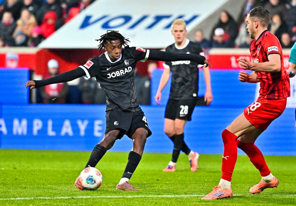 La rete di Manzambi illude il Friburgo.