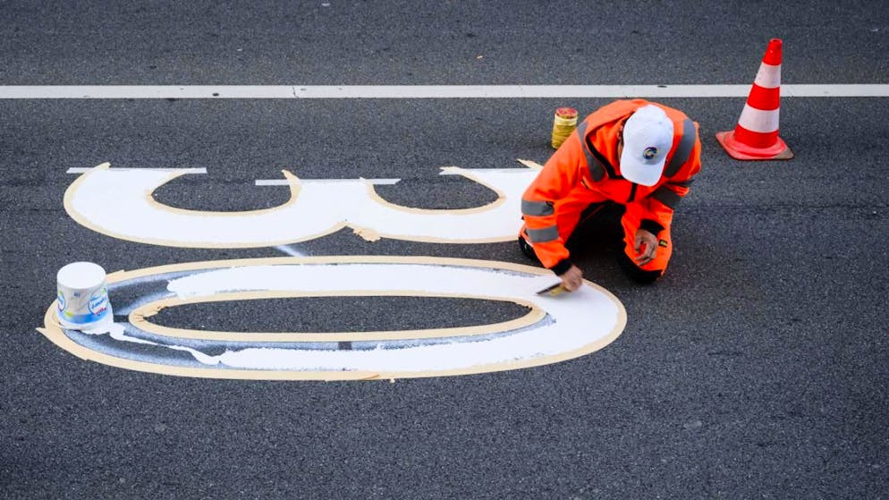Continua a far discutere la questione del limite di 30 km/h nei centri abitati