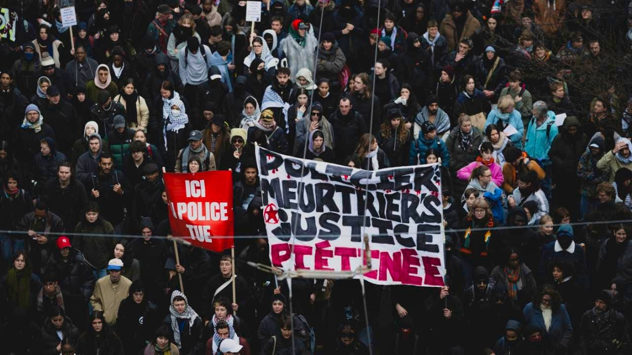 Kundgebung. Hunderte demonstrieren in Lausanne gegen Polizeigewalt