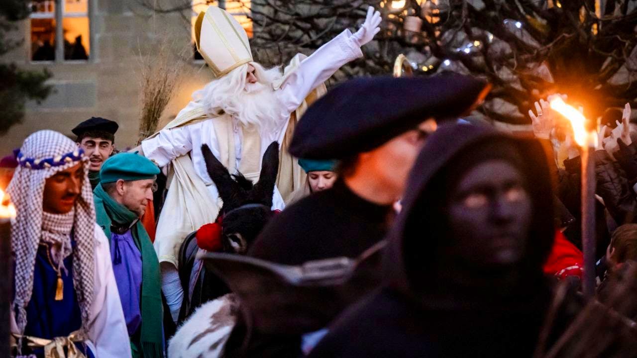 Brauchtum. Sankt Nikolaus zieht in Freiburg über 30'000 Menschen an