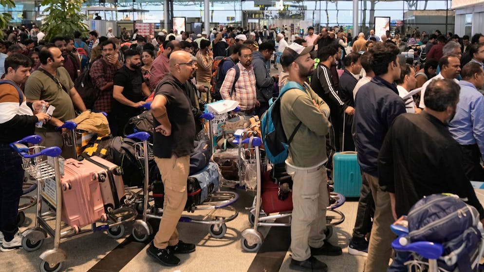 Airline makes fatal mistake. India's air traffic descends into chaos - thousands of flights canceled