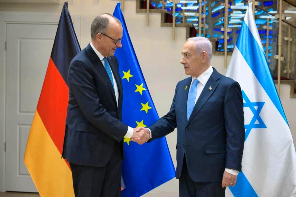 German Chancellor Friedrich Merz (l.) at his meeting with Israeli Prime Minister Benjamin Netanyahu.