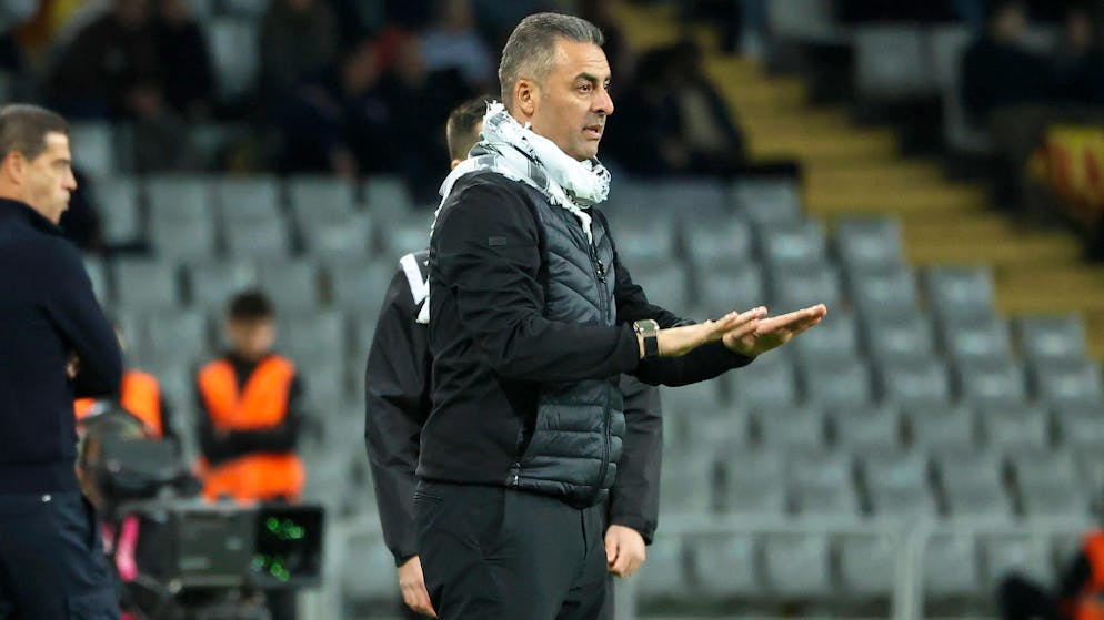 Le sélectionneur palestinien Ehab Abou Jazar le 18 novembre 2025 à Barcelone.