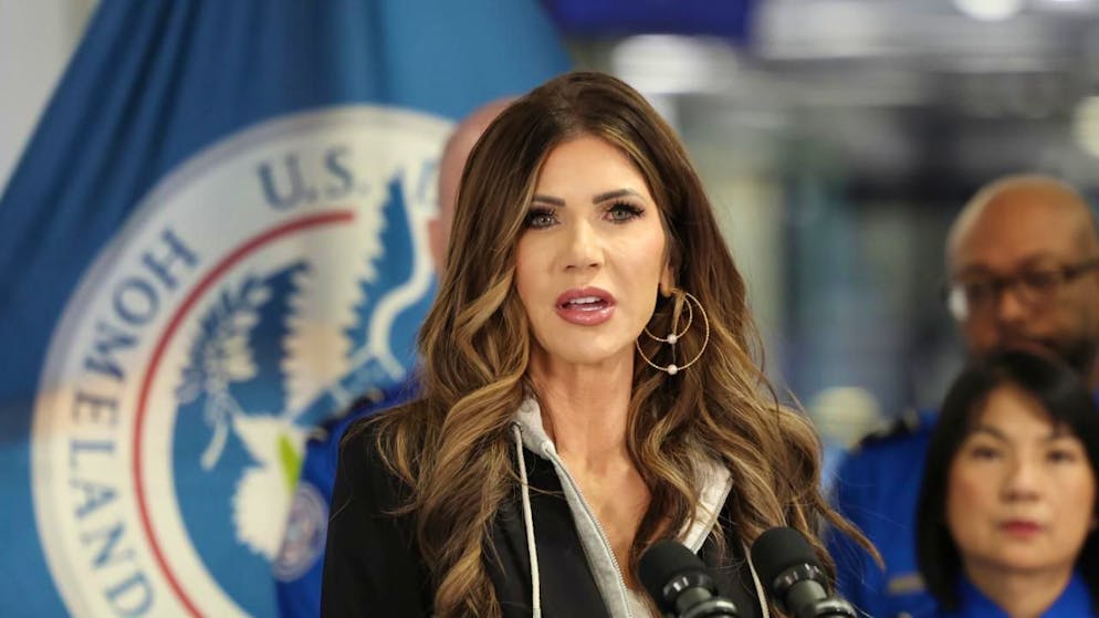 USA. Cresce frustrazione su Noem, Trump potrebbe sostituirla