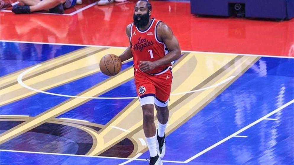 NBA. Harden entra nei 10 top scorer della storia dell'NBA