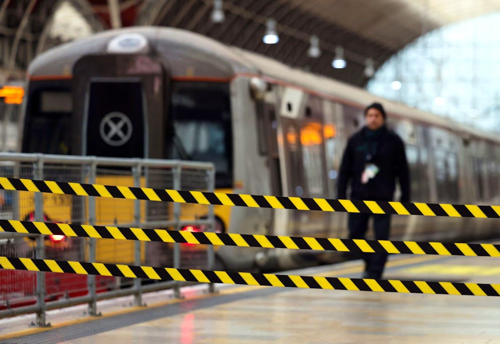 Au total, 21 personnes ont été prises en charge sur place par le service des ambulances de Londres, dont une fillette de trois ans.