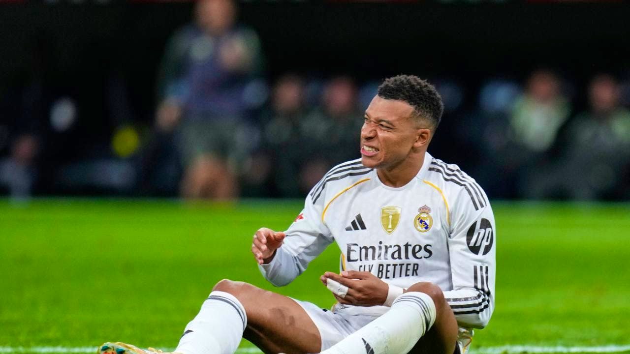 Spanien. Real Madrid sieht zweimal Rot und verliert