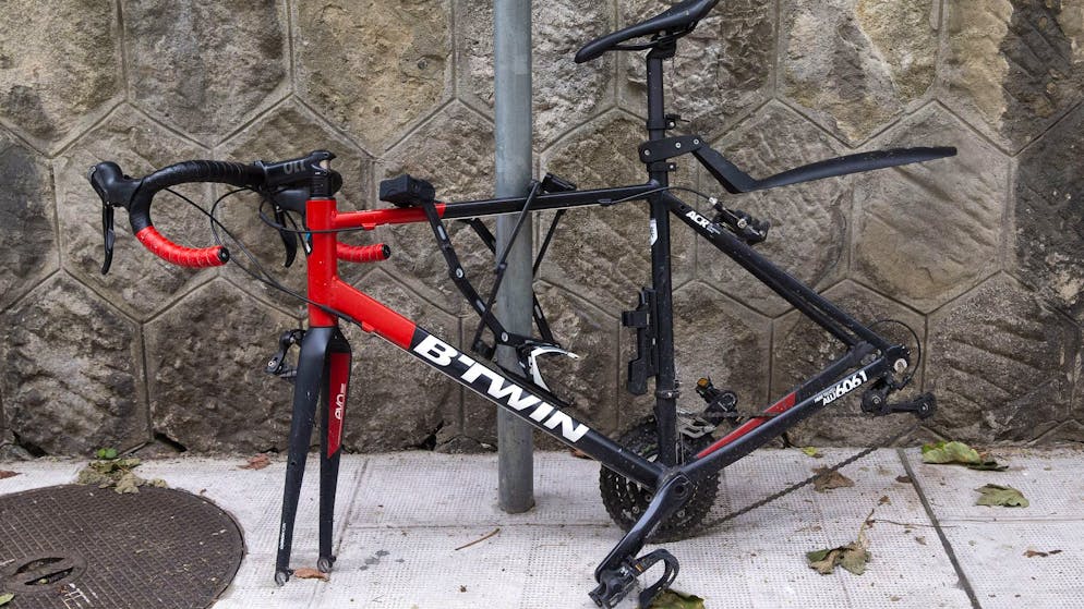 Three men on trial. Over 100 bikes stolen near Bern - the gang brazenly sold the loot on Facebook