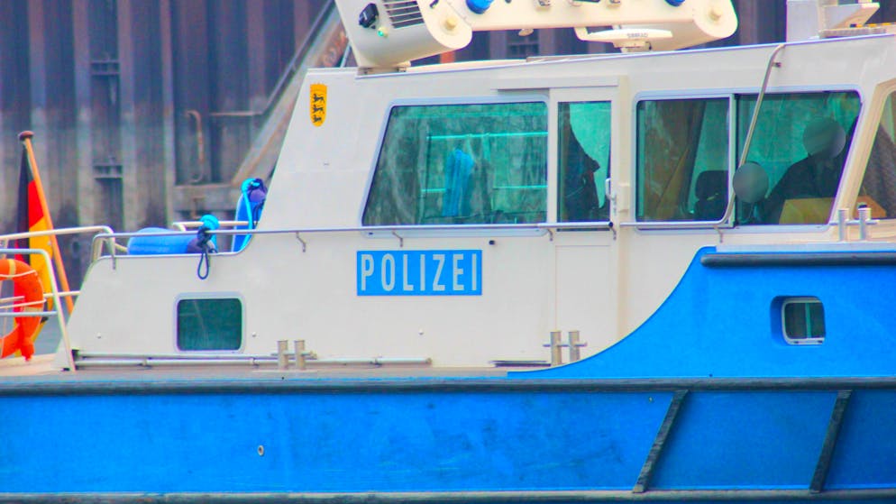 Nach 40 Kilometer langer Irrfahrt. 82-jähriger Deutscher fährt mit Auto in Rhein und ertrinkt