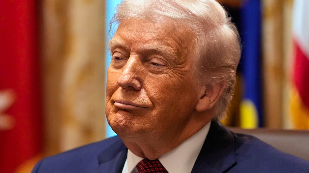 USA under Donald Trump. Lawsuit against Trump over ballroom in the White House +++ Danish secret service sees Trump as a security risk