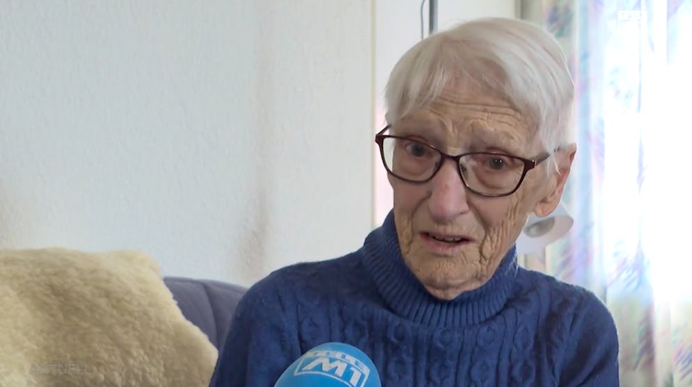 Margot Rüdisühli ist froh, wieder im Seniorenzentrum zu sein.